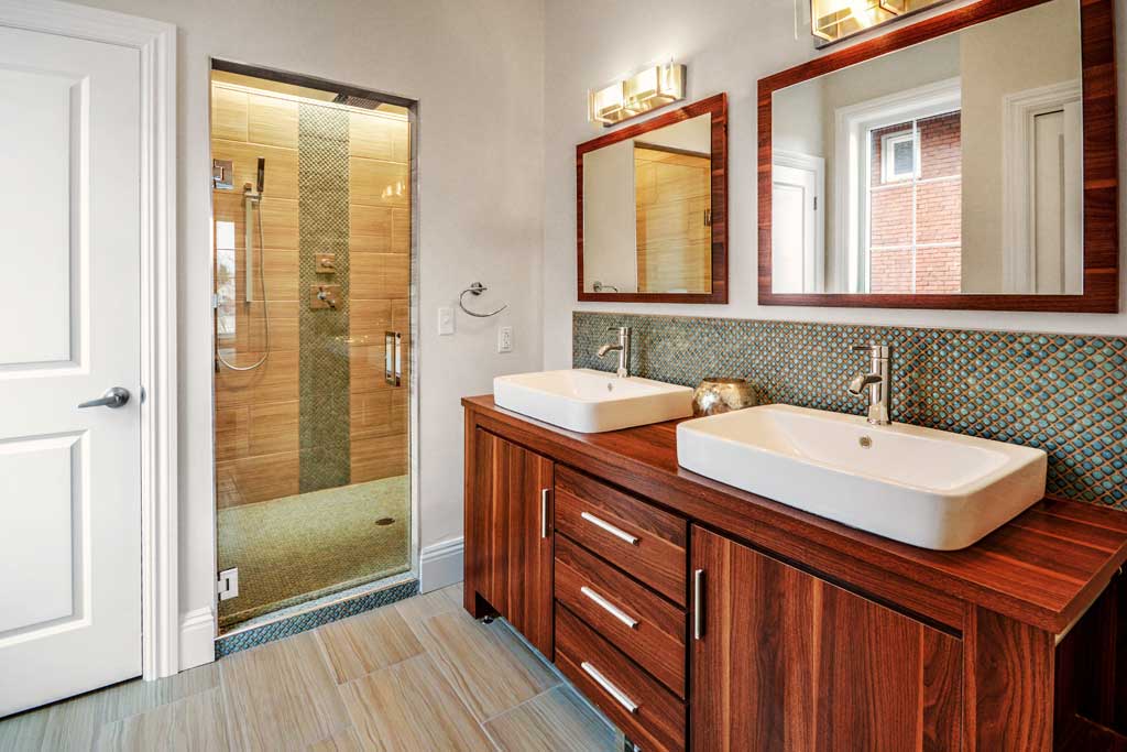 Master suite bathroom in Pittsburgh, PA