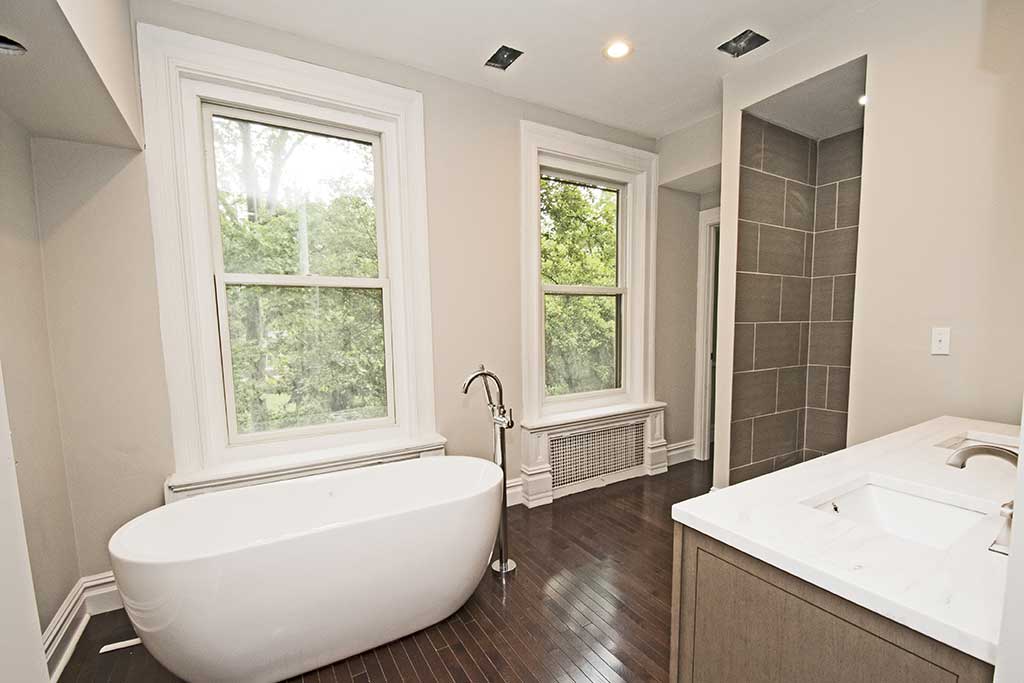 Quality bathtubs in Pittsburgh, PA